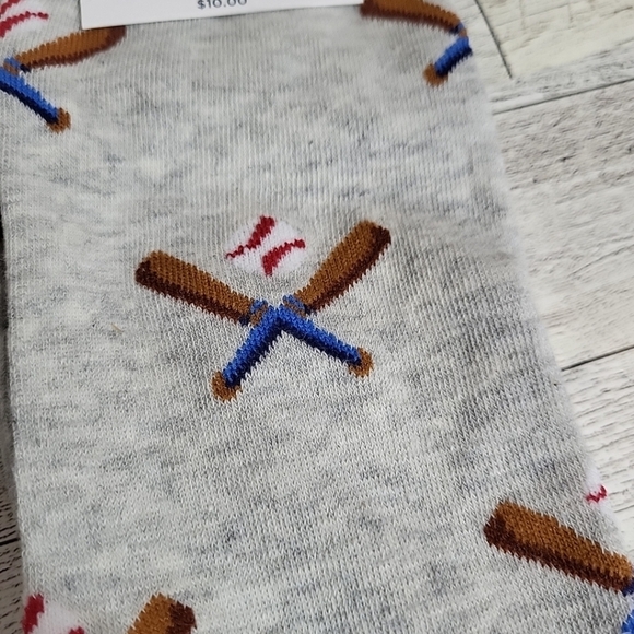 Club Room Men's Baseball Crew Socks Grey One Size Sports Bat Ball Fun Socks - Picture 3 of 6